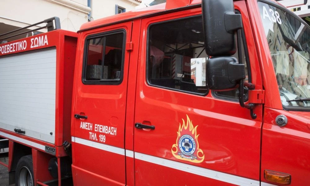 Χαλκιδική: Φωτιά έπιασε μονοκατοικία στα Σήμαντρα